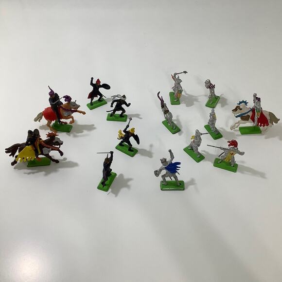 Vintage 1971 Britains LTD Deecal Toys Medieval Knight &...